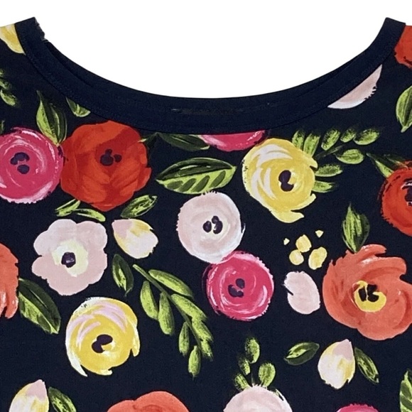 Lane Bryant Women Black with Multi Peony Florals 3/4 Sleeve Top Size 26/28 - Picture 4 of 10